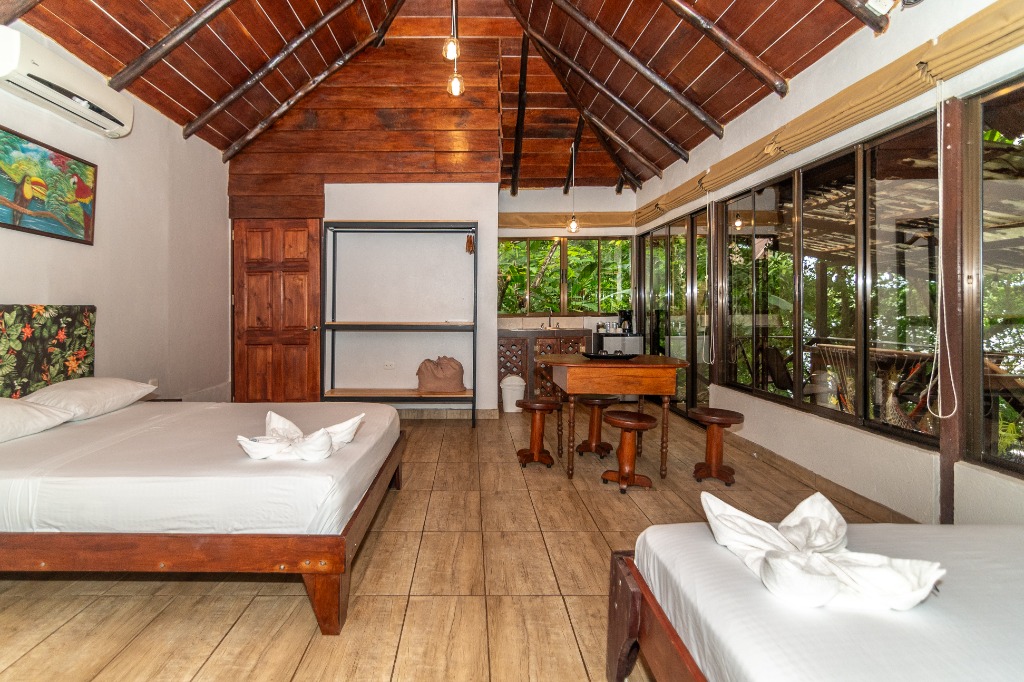 Bungalo Queen