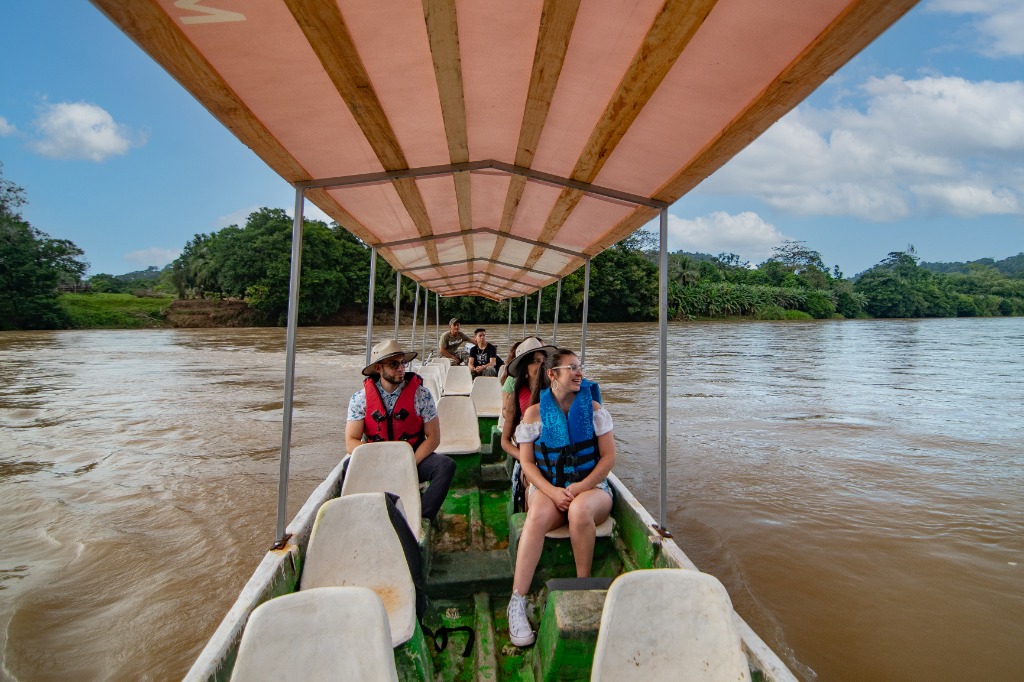 Boat Tour to Boca San Carlos